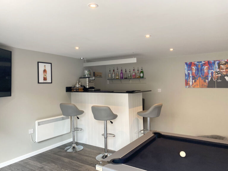 New Garden Bar and Games Room Bicester Oxfordshire