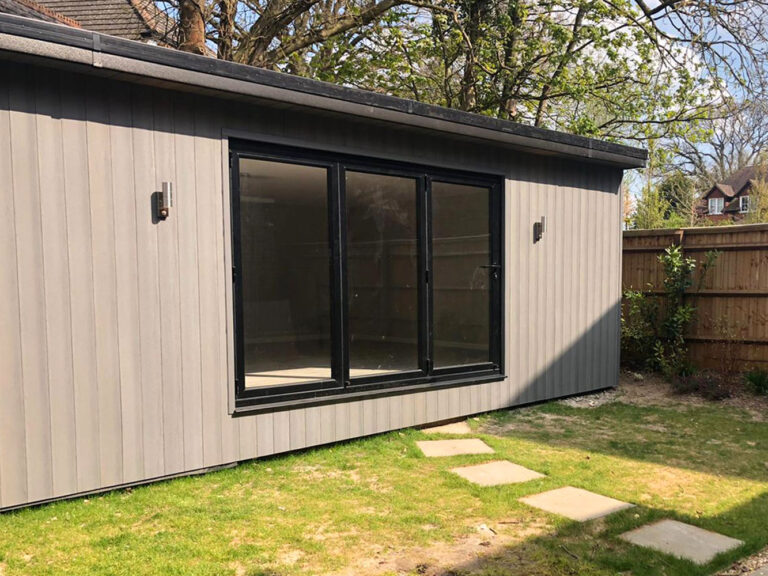 Garden Snooker Room, Warfield, Berkshire
