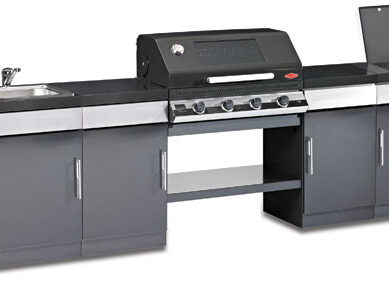 4-Burner Discovery Grill with Shelf, 4 Single Cupboards in Black Powder Coated Steel, Sink and Side Burner