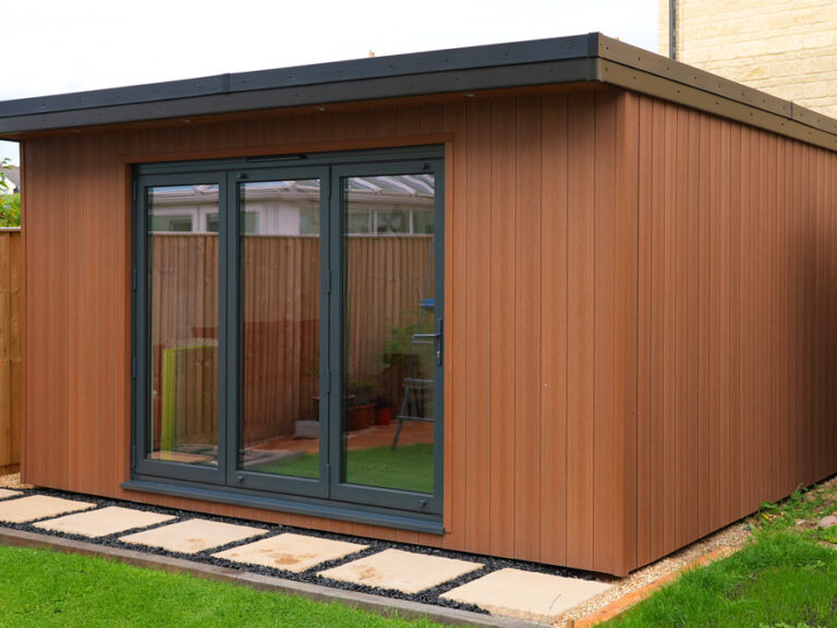 Multi Purpose Garden Room, Witney. New Garden Room Company Oxford