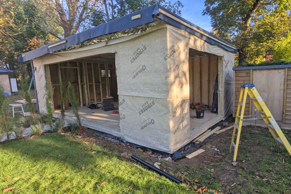 Garden Gym and Patio Maidenhead. New Garden Room Company