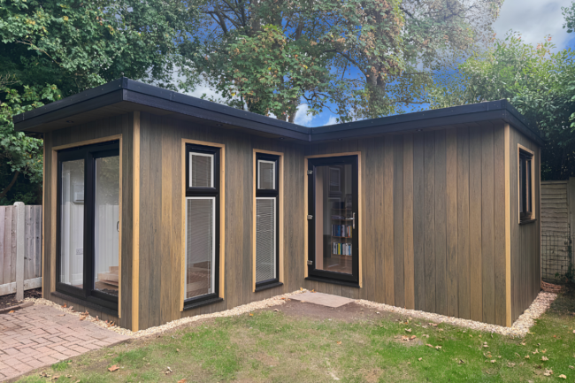 L shaped garden office and art studio in Hampshire